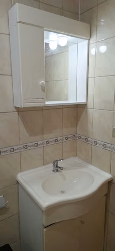Arriendo Departamento 2D 1B amoblado entrada independiente sector Av. Alemania