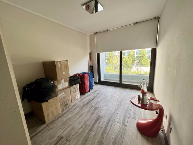 En Venta Moderno depto. de 3 hab/3 baños más servicios, con Jardín y amplio subterráneo. - Imagen 19