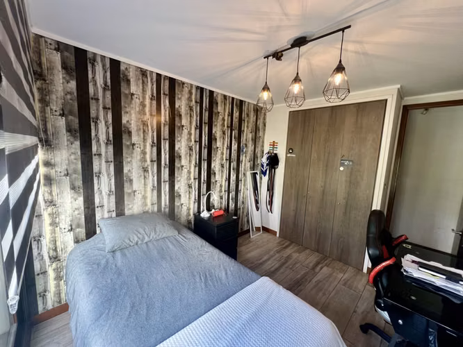 En Venta Moderno depto. de 3 hab/3 baños más servicios, con Jardín y amplio subterráneo. - Imagen 21