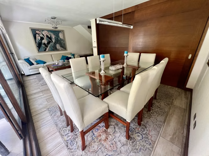 En Venta Moderno depto. de 3 hab/3 baños más servicios, con Jardín y amplio subterráneo. - Imagen 4