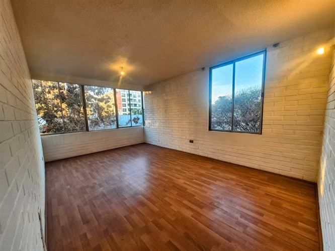 Departamento en venta de 3 dorm. con estacion. en Ñuñoa - Imagen 2