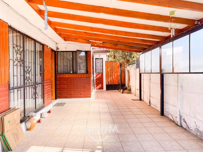 Casa en Almirante Wilson