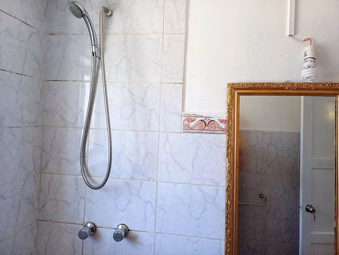 En venta | Casa de 2 pisos en Quillota – $81,9 millones.