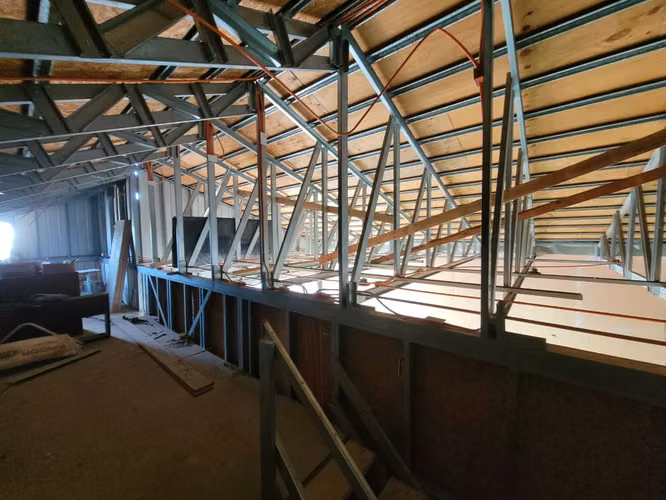 Venta de sitio urbano, con construcción comercial en Peralillo. 5,270 UF