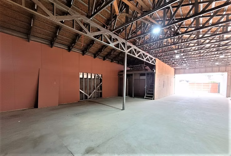 Venta de sitio urbano, con construcción comercial en Peralillo. 5,270 UF