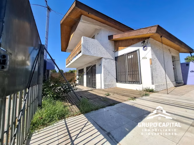Casa Comercial/Habitacional + Terreno en Centro de Quillota