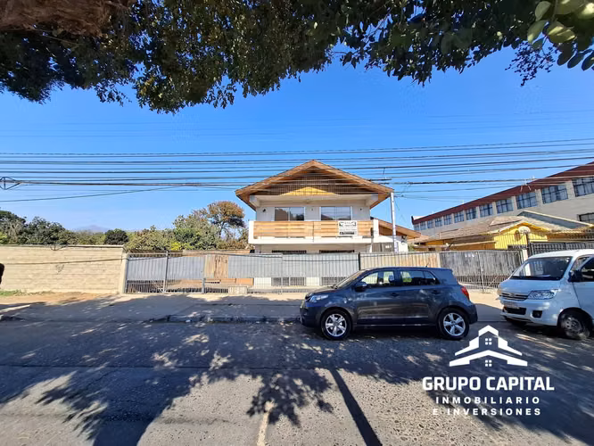 Casa Comercial/Habitacional + Terreno en Centro de Quillota