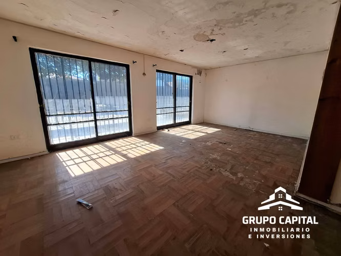 Casa Comercial/Habitacional + Terreno en Centro de Quillota