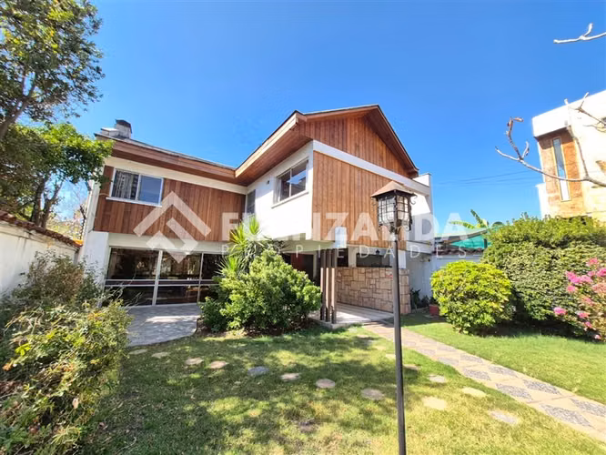Casa en venta San Miguel 700 M2 cercana metro departamental