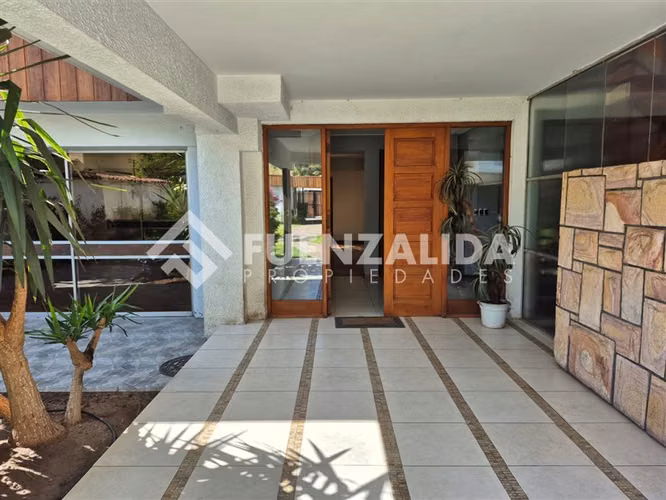 Casa en venta San Miguel 700 M2 cercana metro departamental
