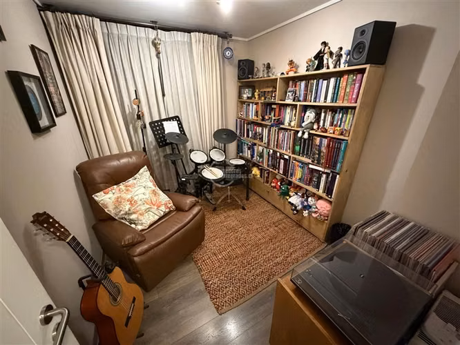 Depto 3 dorm, 2 baños, 1 estac, lado Parque Inés de Suarez