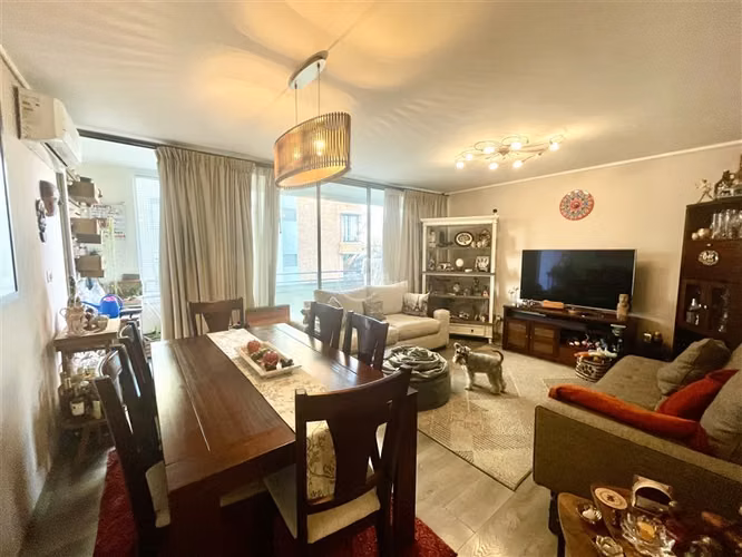 Depto 3 dorm, 2 baños, 1 estac, lado Parque Inés de Suarez