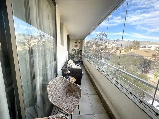 Depto 3 dorm, 2 baños, 1 estac, lado Parque Inés de Suarez