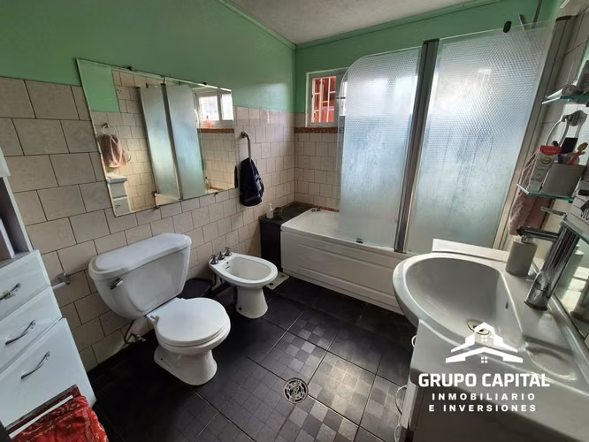 Casa Independiente en Terreno Amplio – Calle Alemania