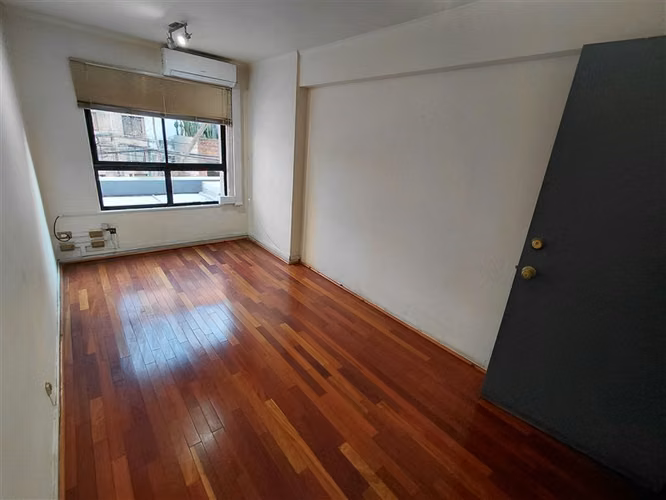 Oficina en venta en El Golf, Las Condes - Imagen 2