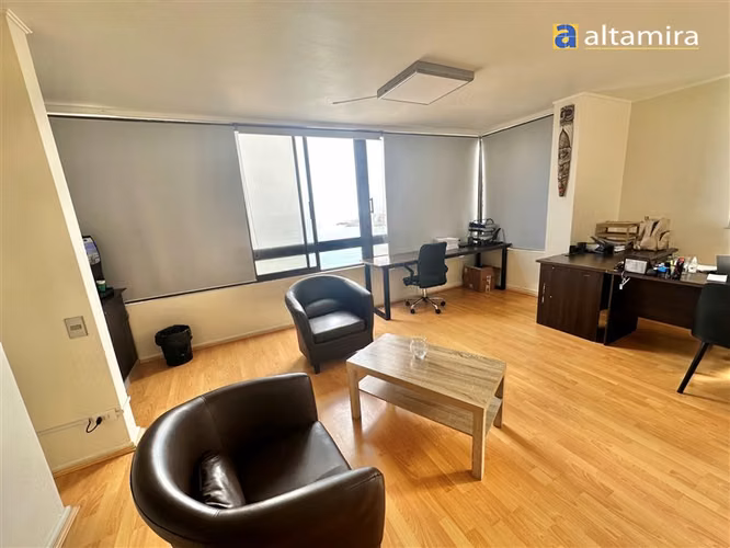 Departamento en venta de 3 dorm. en Iquique
