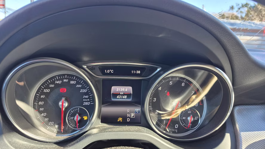 MERCEDES BENZ GLA 200 2019