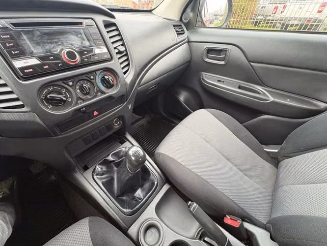 MITSUBISHI L200 2022