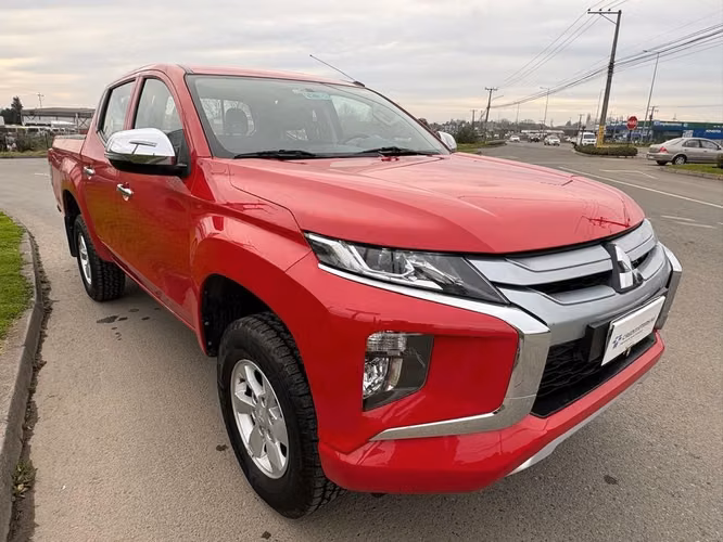 MITSUBISHI L200 2022