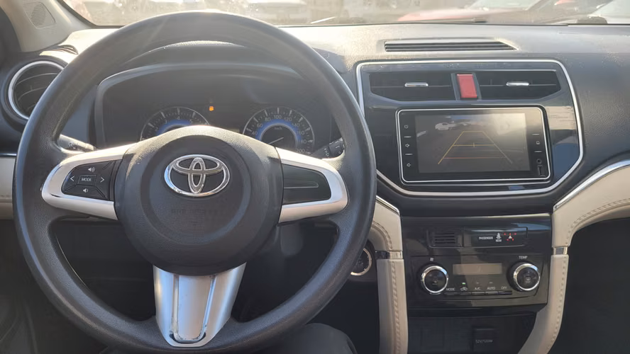 Toyota RUSH XLT 1.5 FULL MEC. 1.5 • 4x2 • Mecánica • 2021