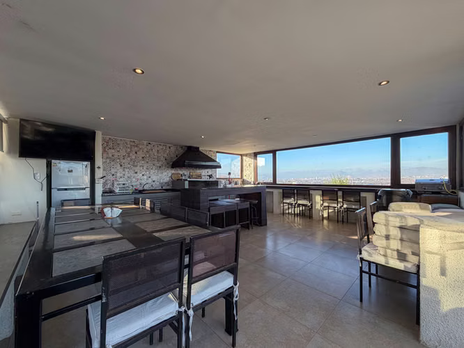 HERMOSA CASA EN VENTA EN LA HERRADURA, COQUIMBO.