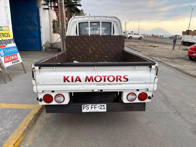 Kia Frontier Full Doble Cabina 2.5 Diesel 2021 – Único Dueño | Excelente Estado