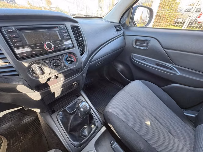MITSUBISHI L200 2022