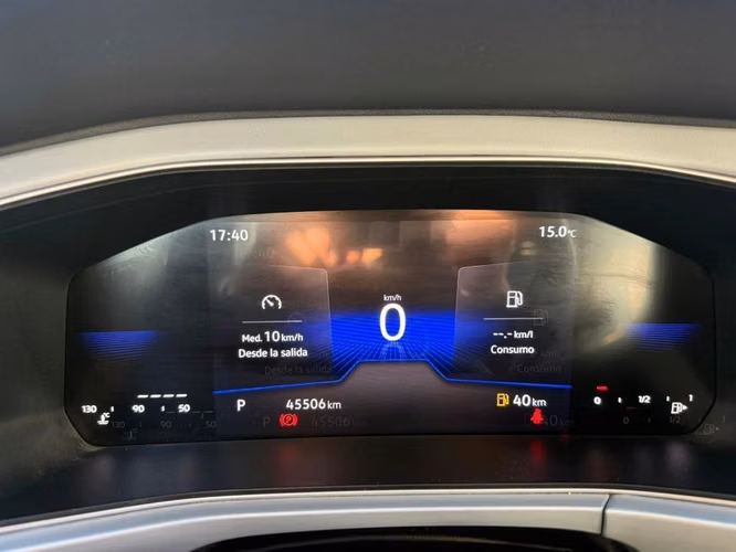 VOLKSWAGEN T-CROSS 2025