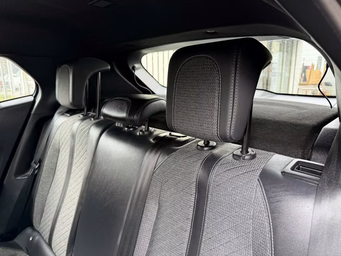 PEUGEOT 2008 2025