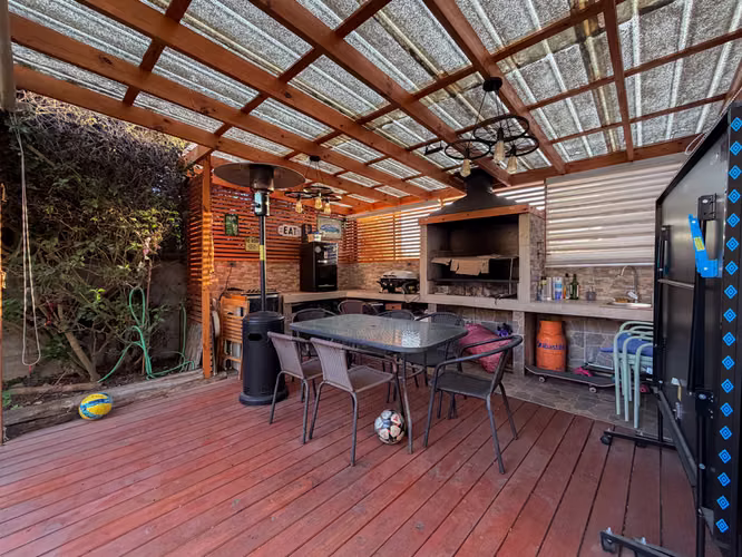 CASA EN VENTA EN AVENIDA LOS PERALES, LA SERENA.