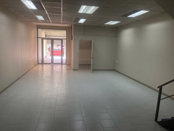 SE ARRIENDA CÉNTRICO LOCAL COMERCIAL (173728)