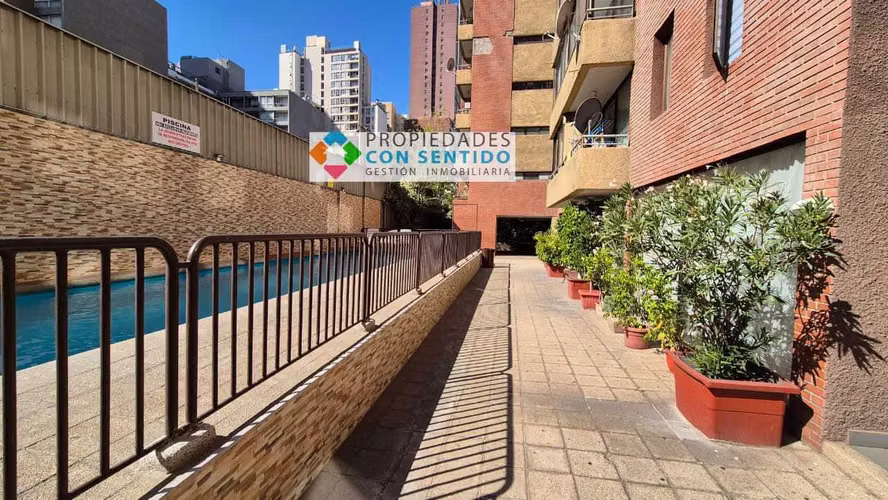 ¡3 Dormitorios Remodelado! A pasos del Metro  (156361)