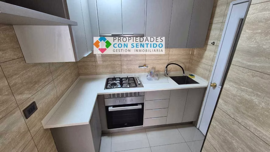 ¡3 Dormitorios Remodelado! A pasos del Metro  (156361)