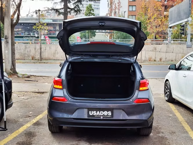 HYUNDAI I30 2020