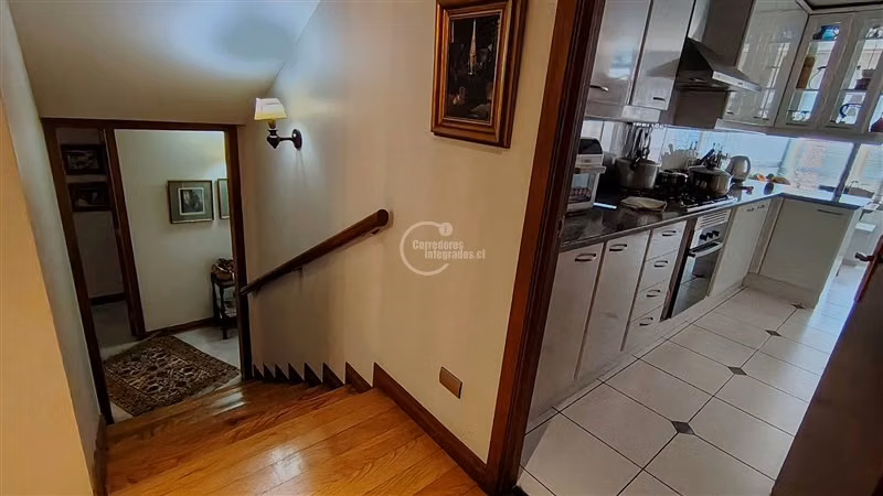 Departamento en venta de 5 dorm. en Vitacura