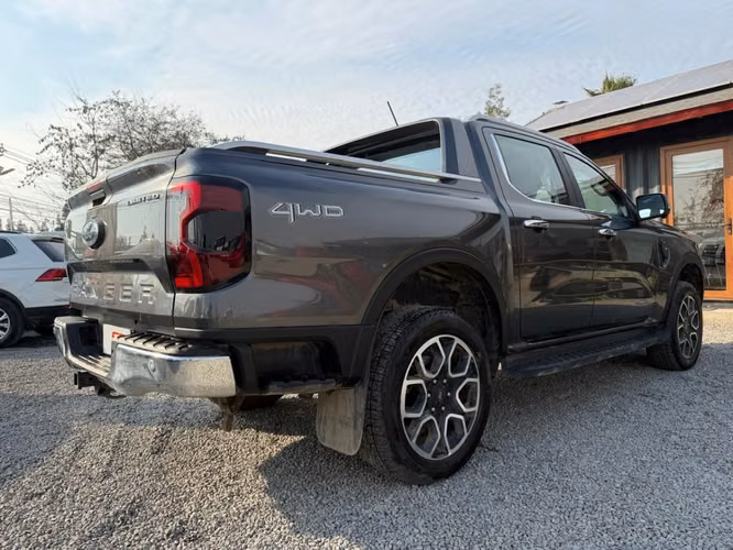 FORD RANGER LIMITED 3.0 V6 TURBO DIESEL 4X4 AT 2025
