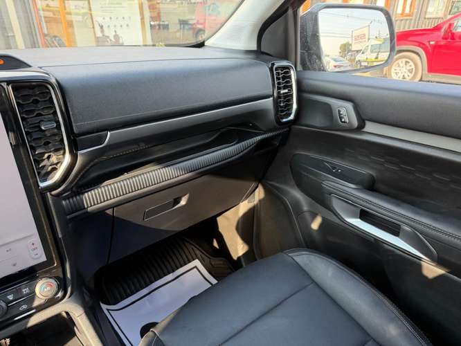 FORD RANGER LIMITED 3.0 V6 TURBO DIESEL 4X4 AT 2025 - Imagen 18