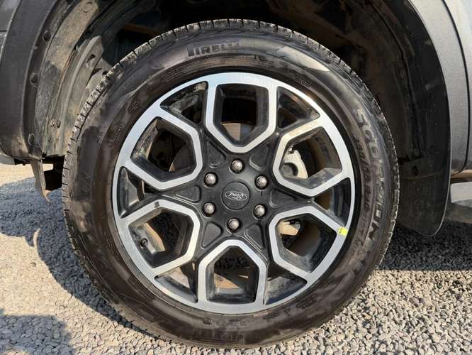 FORD RANGER LIMITED 3.0 V6 TURBO DIESEL 4X4 AT 2025 - Imagen 11