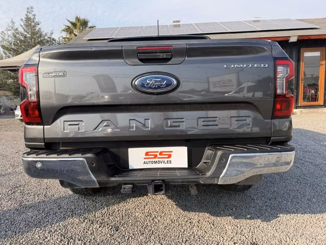 FORD RANGER LIMITED 3.0 V6 TURBO DIESEL 4X4 AT 2025