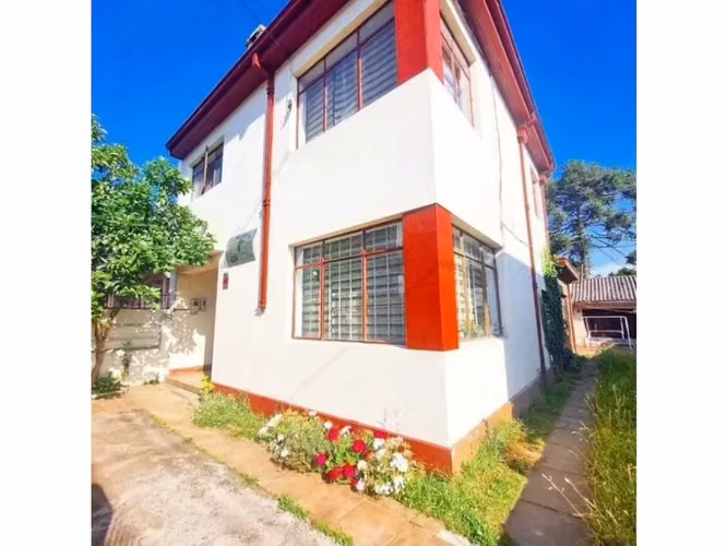 Arriendo Casa para Hostal o Empresa en Los Ángeles