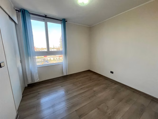 DEPARTAMENTO 5 y medio poniente #1043
