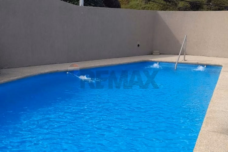 "vive el lujo de estar frente al mar en concón"