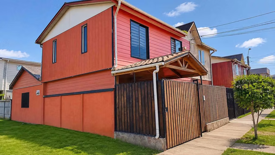 SE VENDE AMPLIADA CASA EN CORONEL (173785)