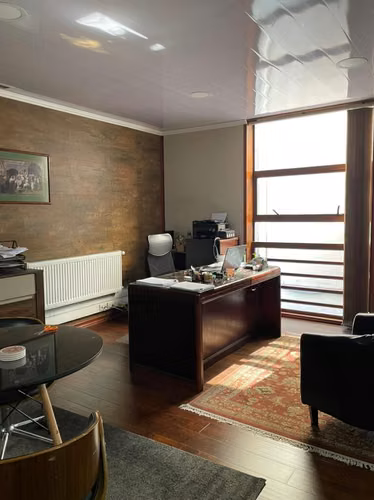 SE VENDE RENOVADO  EDIFICIO DE OFICINAS (173782)