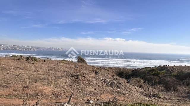 Sitio con linda vista Punta Piedra