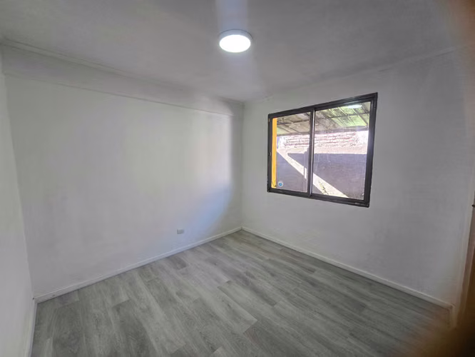 Hermosa casa colonial, a pasos de la plaza. (173900)