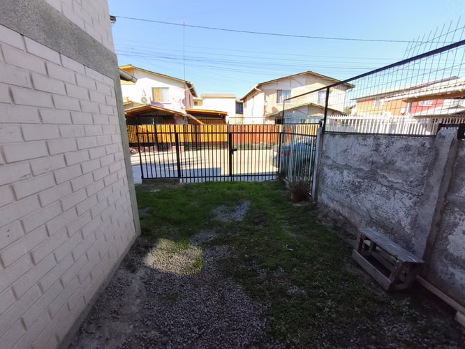 Casa en venta, regularizada