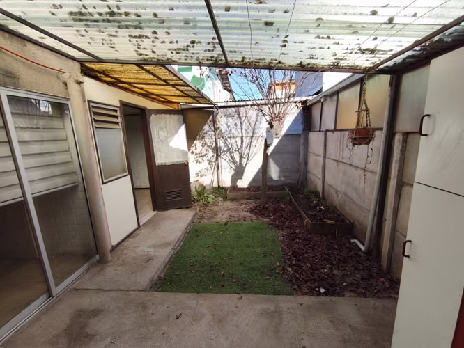 Casa en venta, regularizada