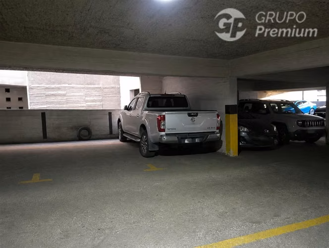 Amplio Estacionamiento en venta Amplio 14 m