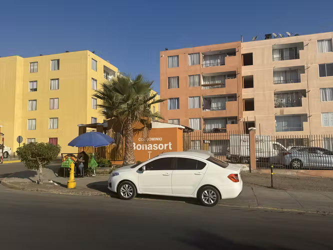 Se vende Departamento de Dos Dormitorios, en Sector Norte Valor 2.100UF